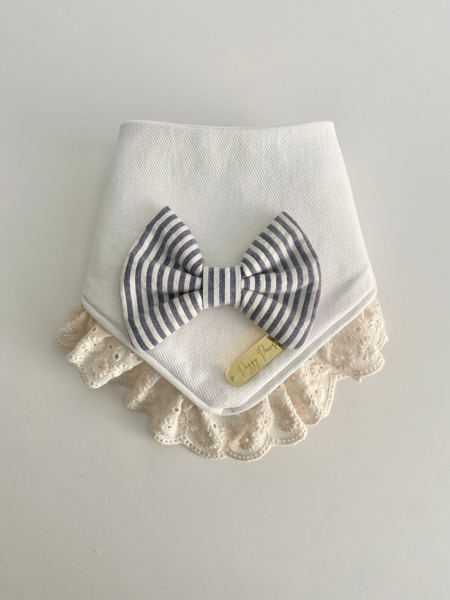 Bow with Ruffle