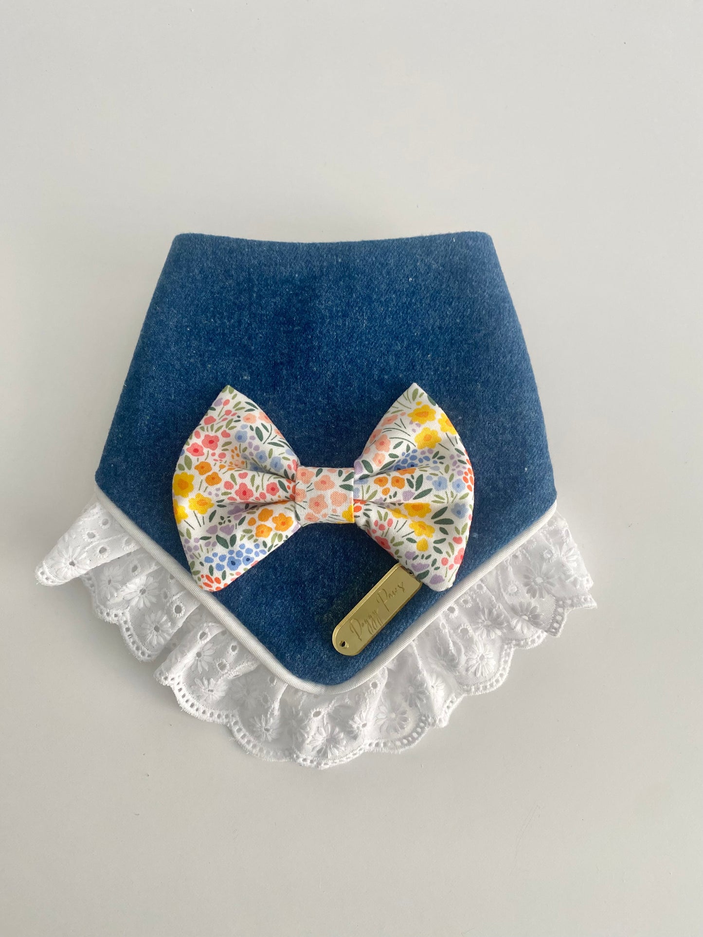 Bow with Ruffle