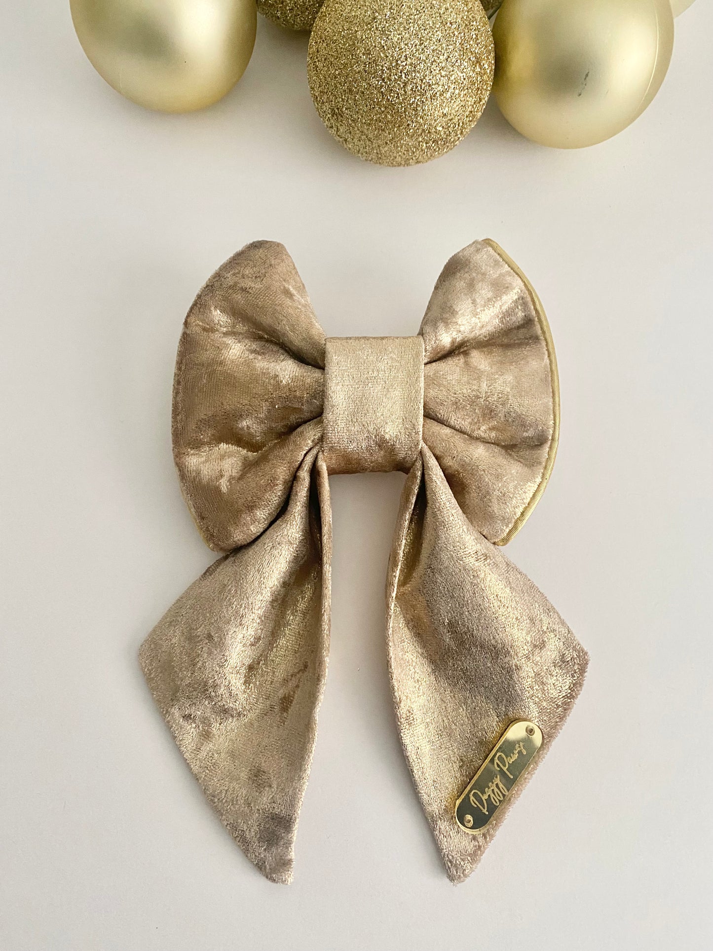 Champagne Sailor Bow/Bow Tie