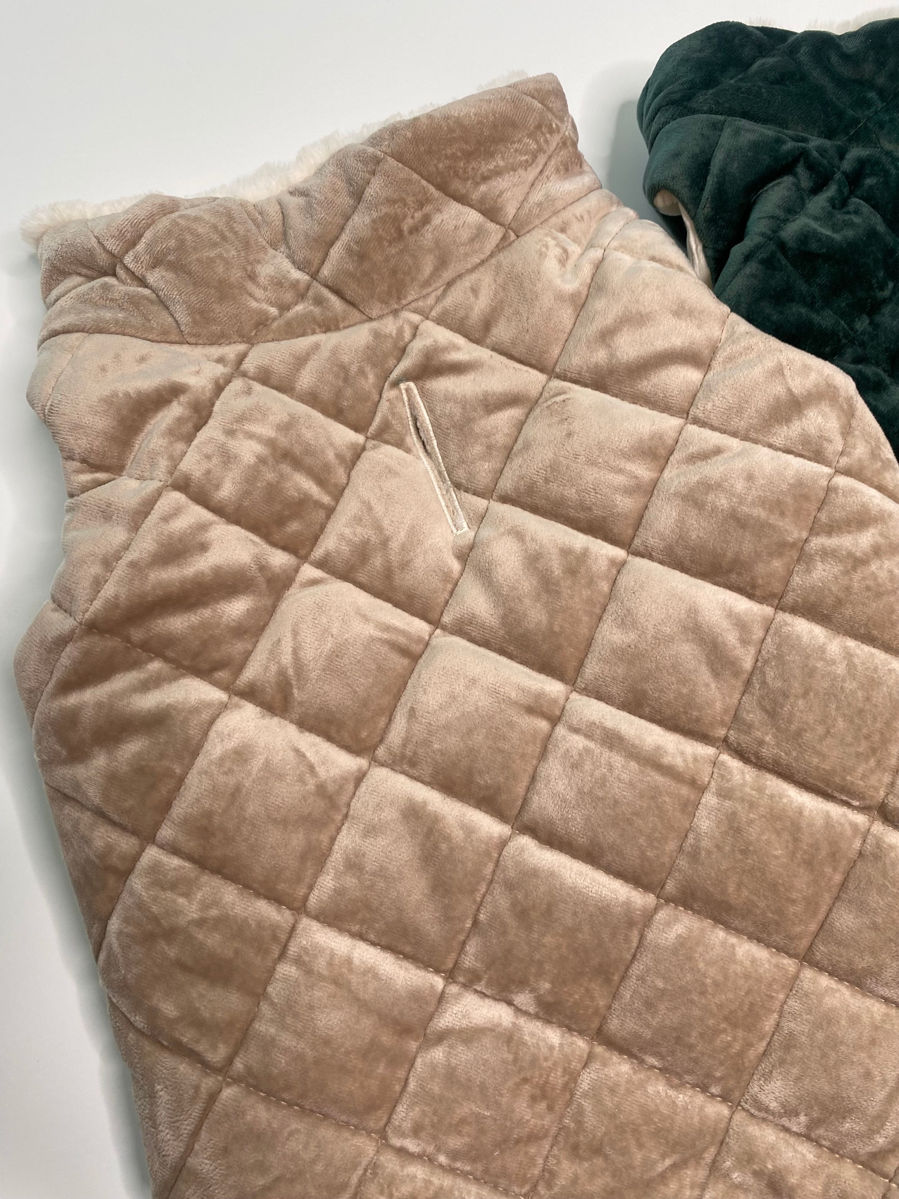 HOLIDAY VEST | BEIGE