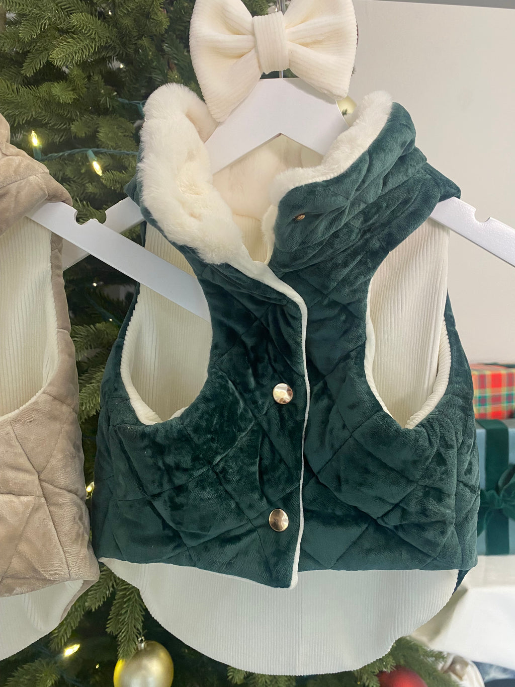 HOLIDAY VEST | EMERALD GREEN