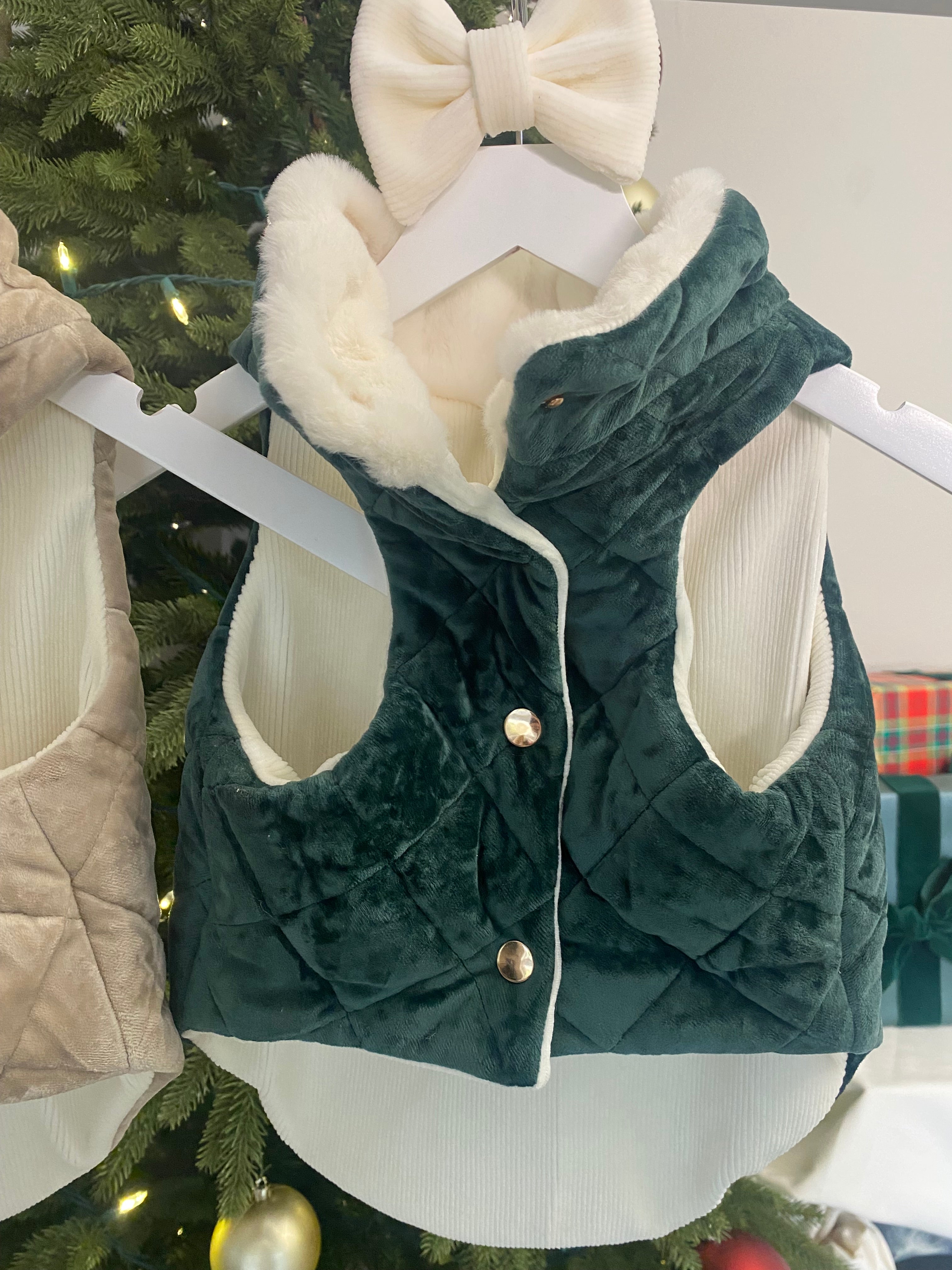 HOLIDAY VEST | EMERALD GREEN