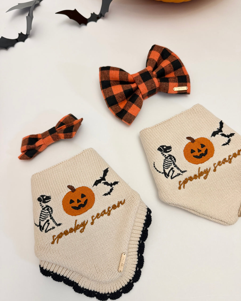 BANDANA | SPOOKY SEASON WITH SCALLOPED HEM