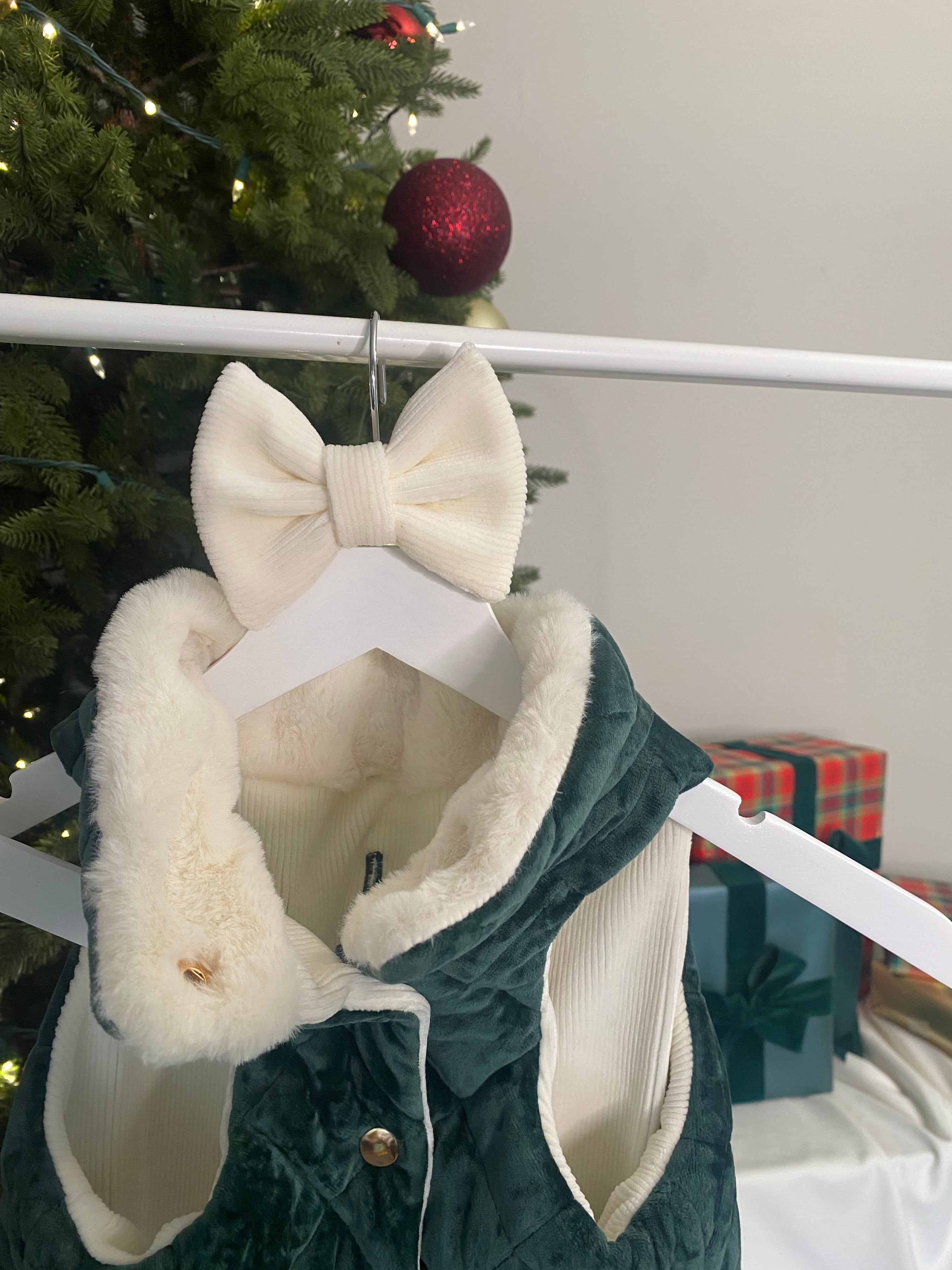 HOLIDAY VEST | EMERALD GREEN