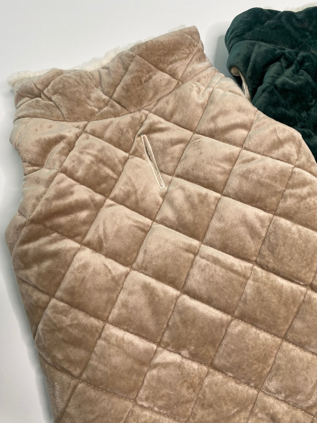 HOLIDAY VEST | BEIGE